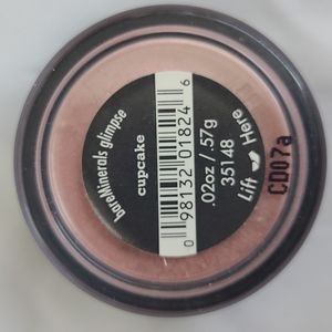 Bare Minerals eye color in cupcake